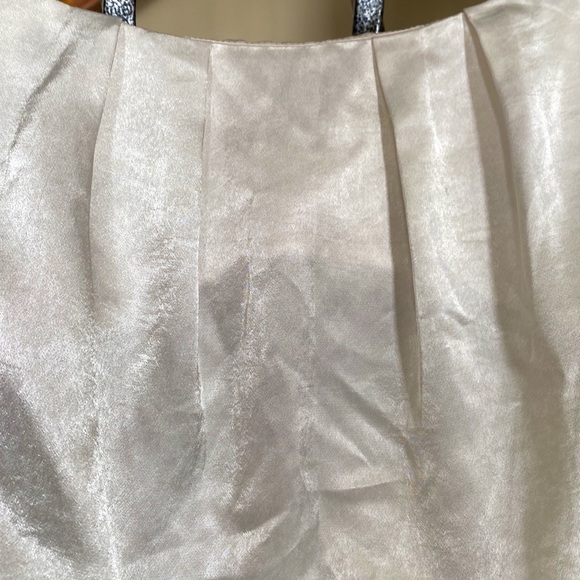 Size 6 satin tank top - Picture 5 of 5